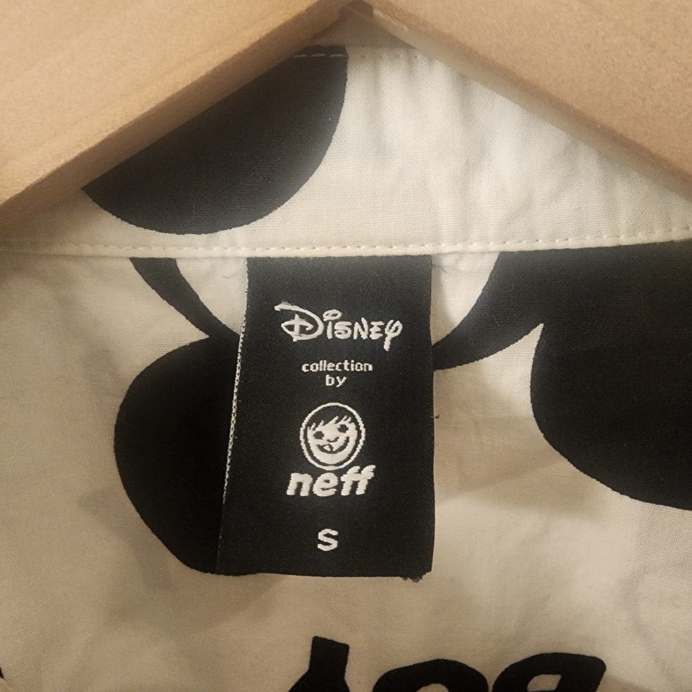 Mickey Mouse Disney Collection Neff Button Down Shirt Mens Small - Picture 3 of 7